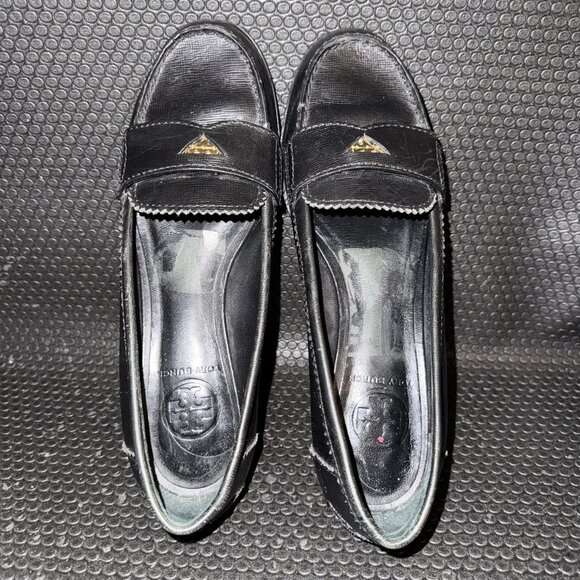 Tory Burch Pennie Low Heel Penny Loafer Black Saffiano Leather Gold Logo Sz 7.5 - Picture 6 of 8